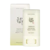 Beauty of Joseon Matte Sun Stick Mugwort + Camellia con su empaque original color verde.