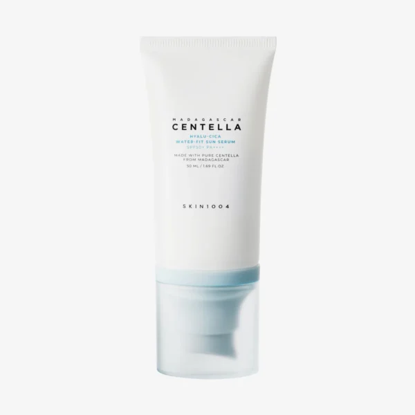 Bloqueador solar facial Skin1004 Madagascar Centella Hyalu-Cica Water-Fit Sun Serum en presentación de 50 ml